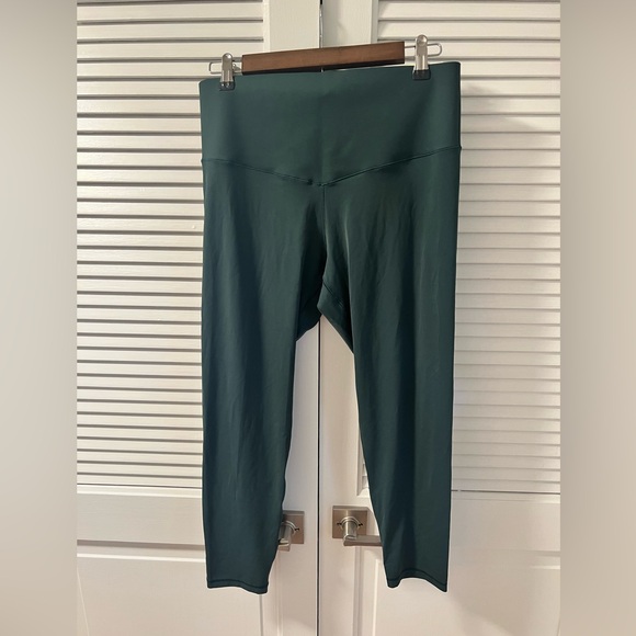 Workout Aerie Set - Picture 7 of 7